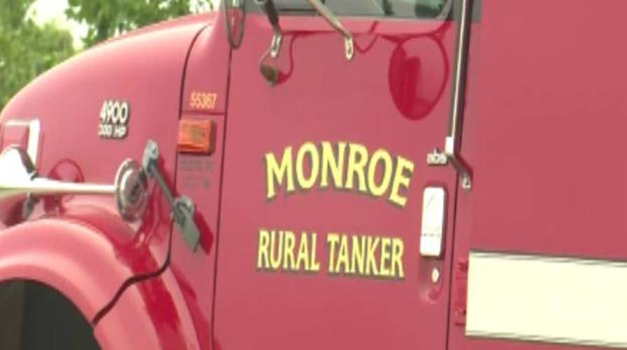 4 killed following plane crash in Wisconsin