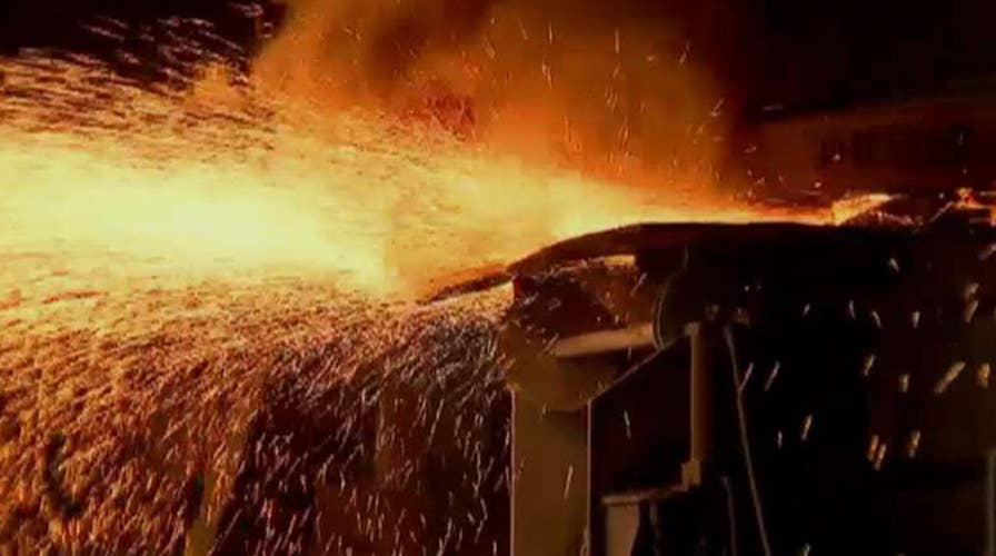 Trump holds roundtable with iron and steel workers