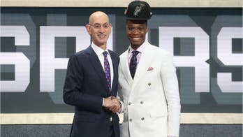 Picture of NBA draft pick Lonnie Walker IV's 'floating' hat becomes hilarious meme