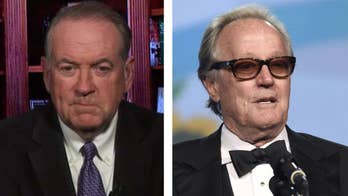 Mike Huckabee: Peter Fonda ought to be in jail