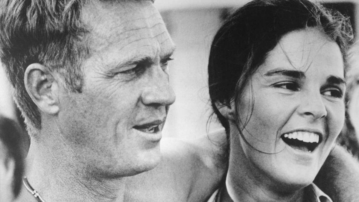 Photos of ali macgraw