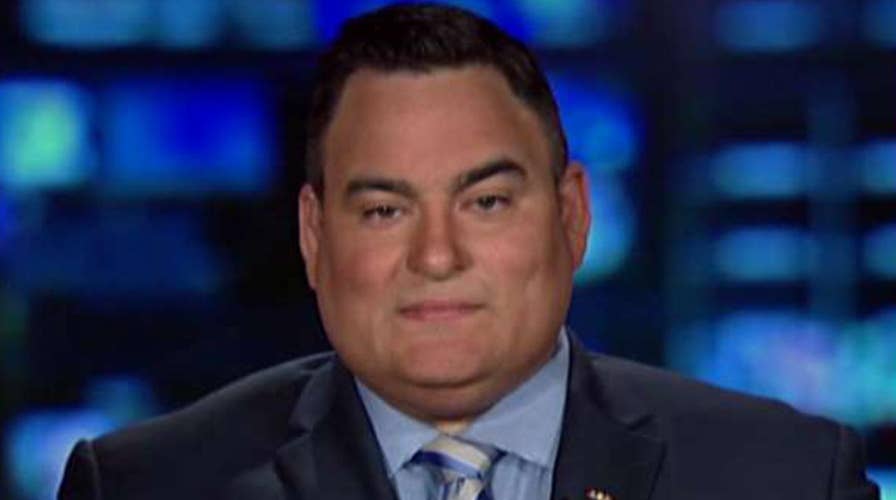 Former ICE supervisor reacts to 'abolish ICE' push