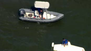 Small boat overturns in Hudson River outside New York City; 2 people rescued