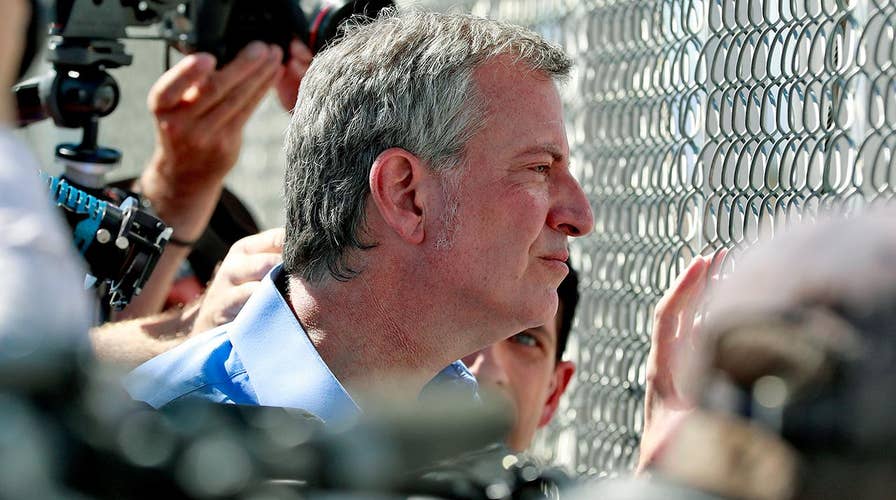 Border Patrol claims de Blasio illegally crossed border