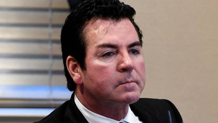 Papa John's founder John Schnatter resigns