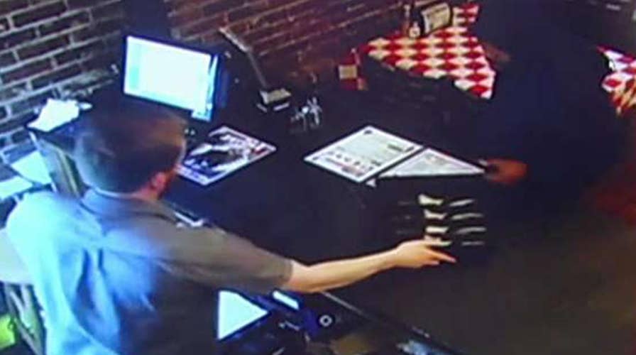 Pizza parlor offers robber a job