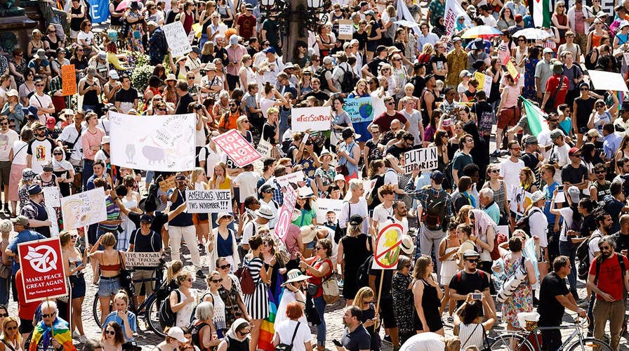 Protesters march in Helsinki amid Trump-Putin summit