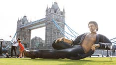 Massive Jeff Goldblum statue dedicated to 'Jurassic Park' 25th anniversary