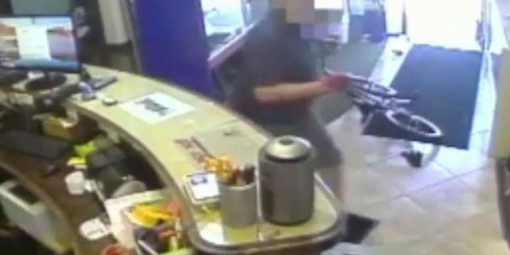 Suspect Killed In Pawn Shop Robbery Shootout Fox News Video