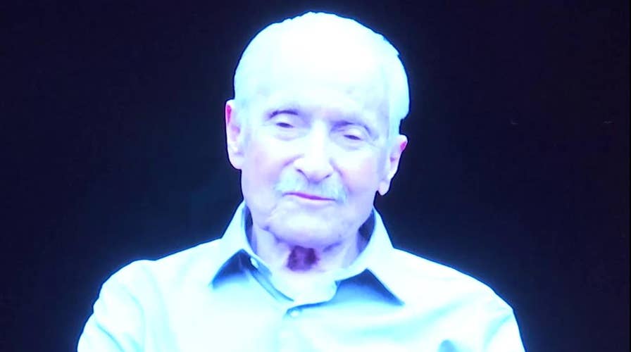 Race against time to make holograms of Holocaust survivors