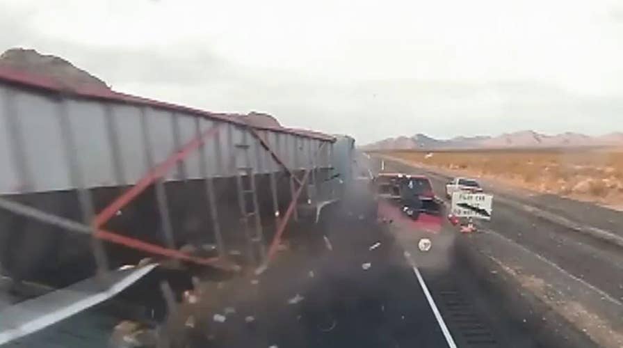 Video released of deadly semi-truck crash in Nevada that killed 2 | Fox