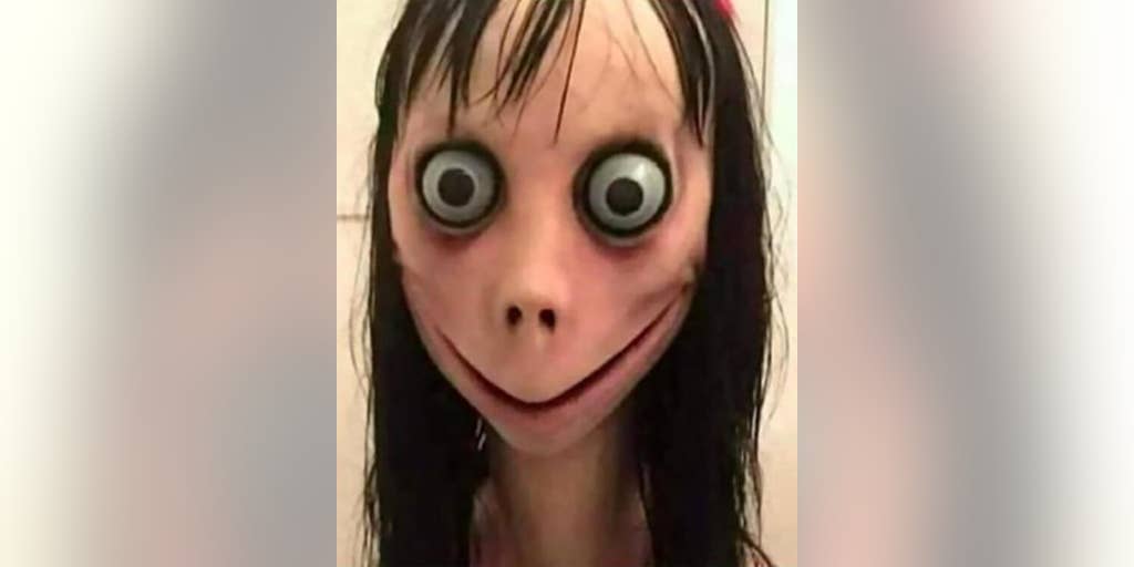 Sick Whatsapp Momo Suicide Game Infiltrates Minecraft Fox News - is roblox being hacked by momo