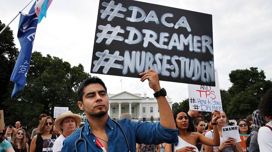 Judge orders that the DACA program be restarted