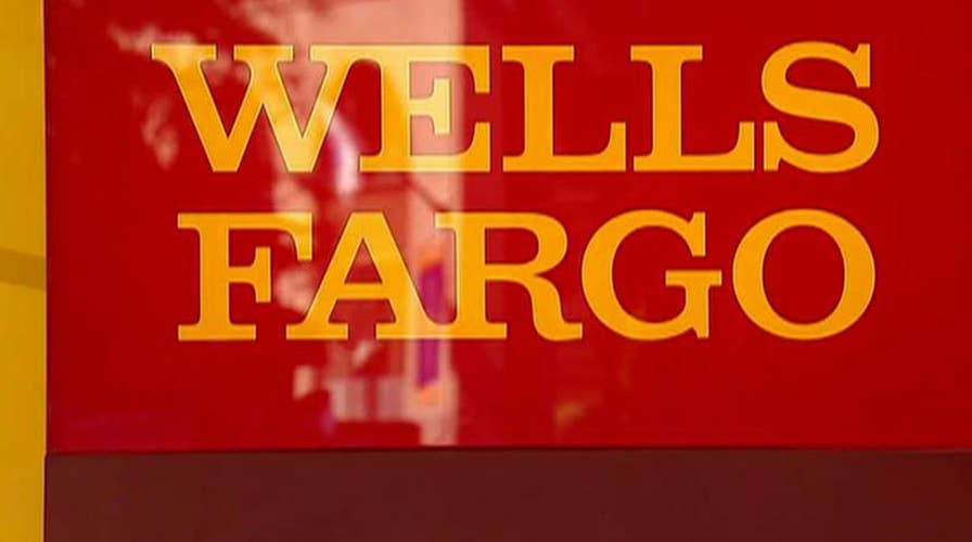 Wells Fargo computer glitch forecloses hundreds of homes