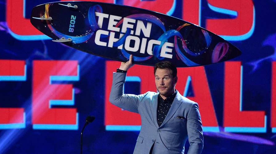 Fan favorites honored at The Teen Choice Awards