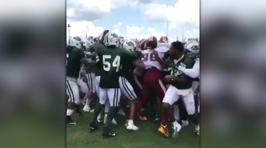 Raw video: Brawl breaks out during Jets, Redskins practice