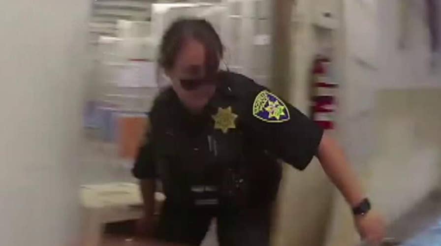 Police rush to evacuate animal shelter as wildfires spread