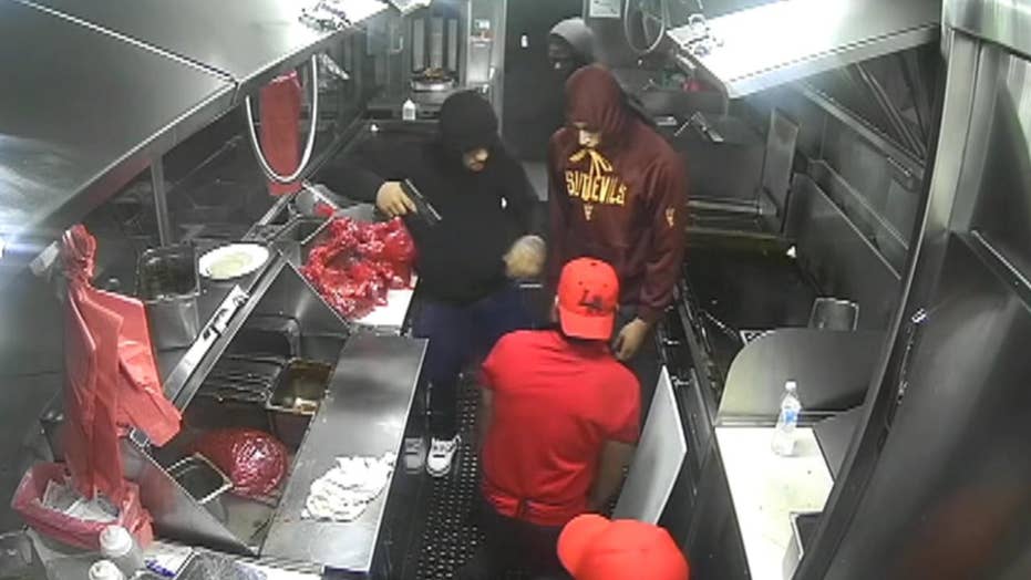 Video Captures Armed Robbery Suspects Holding Up Los Angeles Taco Truck 