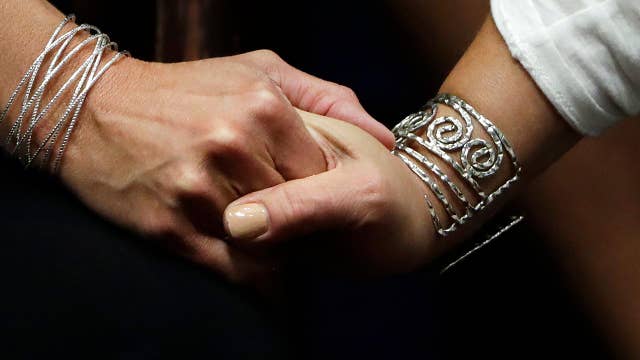 Report details abuse by hundreds of Pennsylvania priests