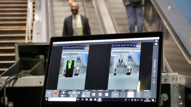 Los Angeles to install body scanners in subway system