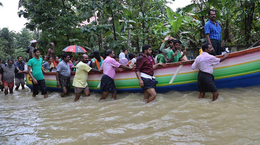 Deadly floods in southern India displace 800,000
