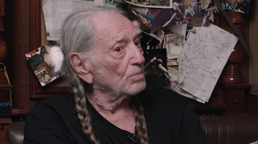 'OBJECTified' preview: Willie Nelson, disc jockey?