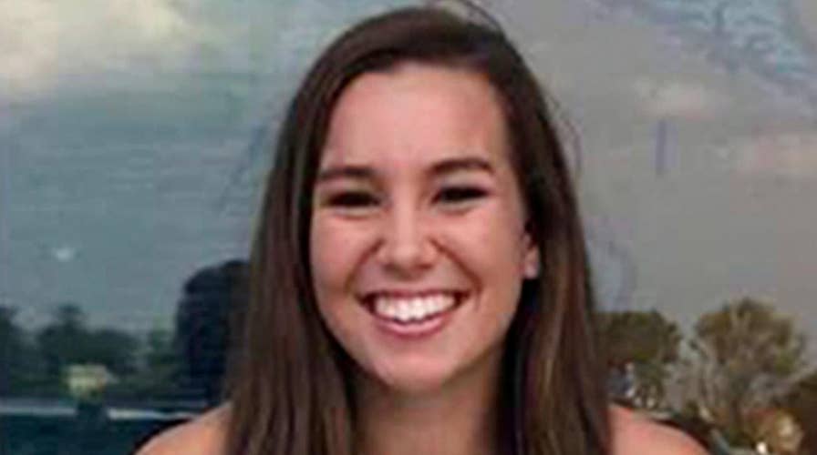 Hundreds attend funeral for Mollie Tibbetts