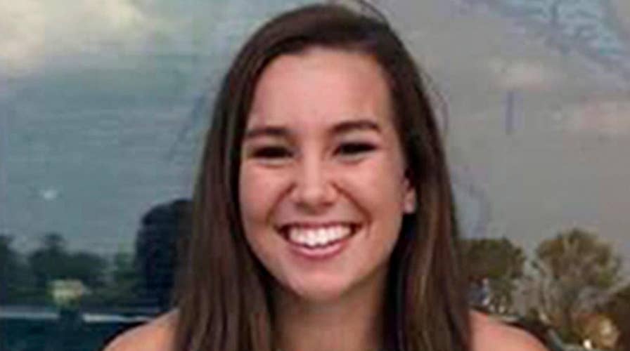 Hundreds attend funeral for Mollie Tibbetts