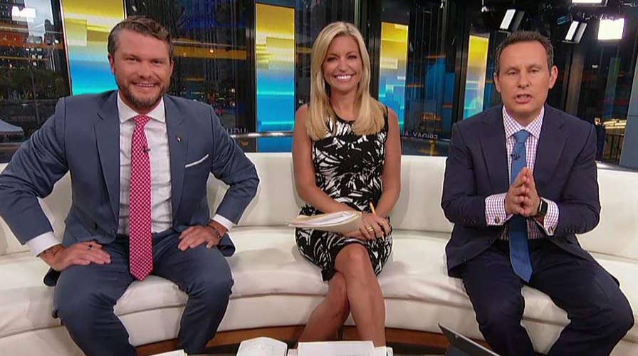 Trump sends warning to FBI, DOJ at Indiana rally