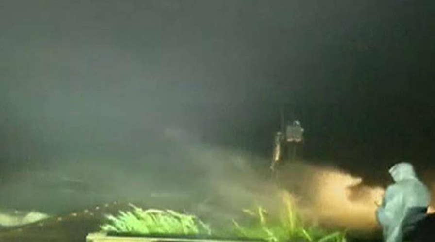 Gordon makes landfall near Alabama-Mississippi border