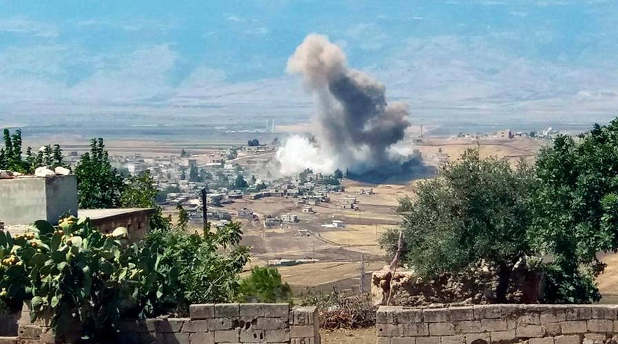 Last rebel-held stronghold in Syria targeted by airstrikes