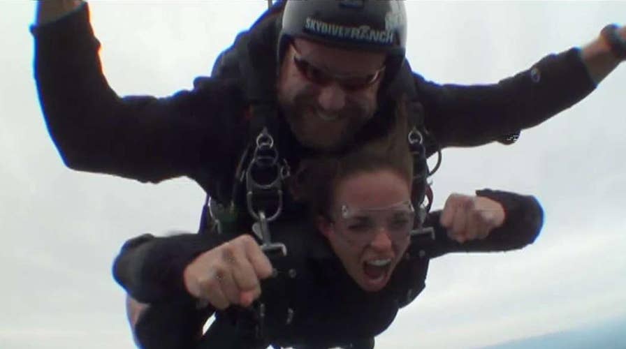 Jedediah Bila and Ed Henry go skydiving