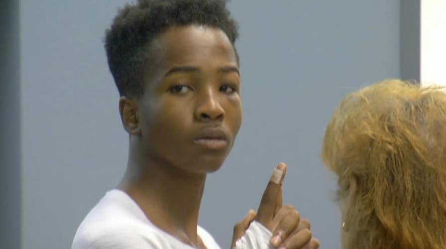 Stabbing suspect collapses during first court appearance