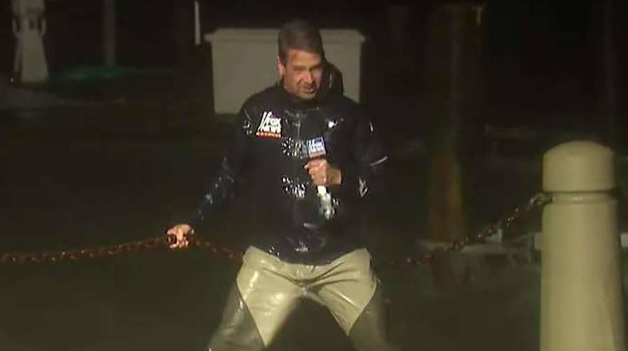 90 mph winds batter Morehead City