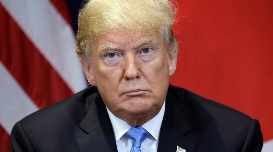 Trump: Avenatti is a low-life who represents Democrats