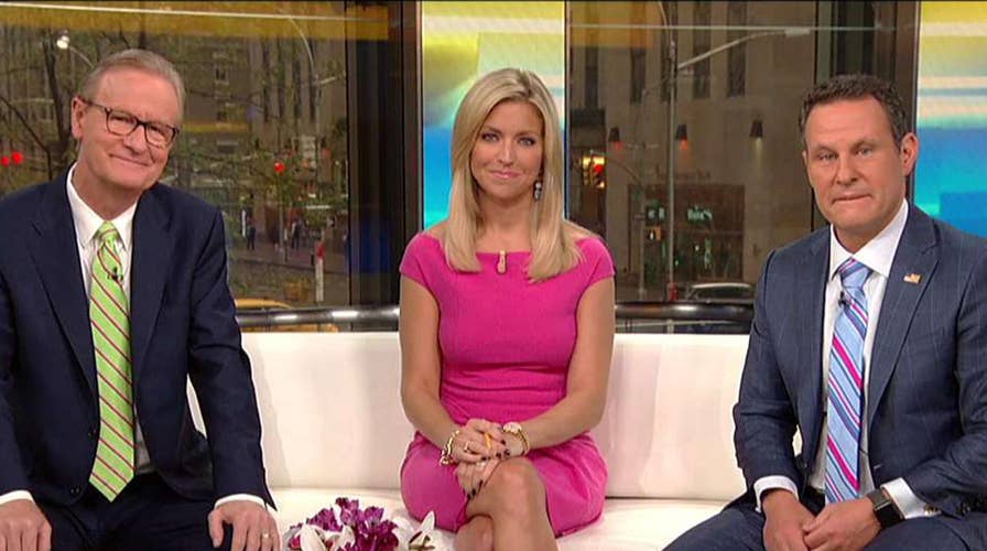 Protesters confront Ted Cruz and wife at restaurant