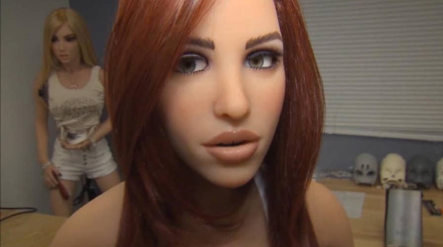 Houston orders halt to 'robot sex brothel'