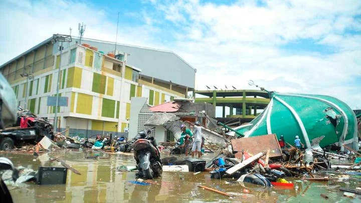 Death toll tops 800 in Indonesia after earthquake, tsunami 