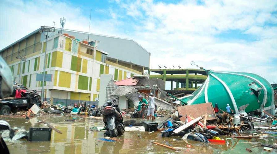 Death toll tops 800 in Indonesia after earthquake, tsunami 