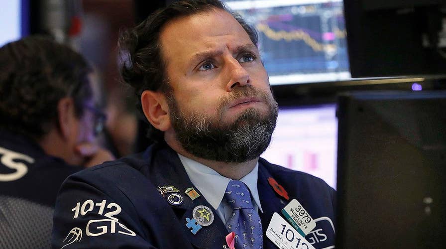 Dow dives more than 800 points amid interest rate worries