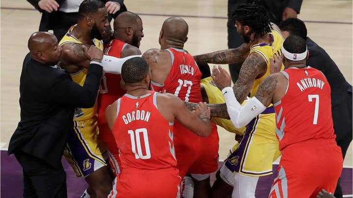 Brawl between Los Angeles Lakers and Houston Rockets