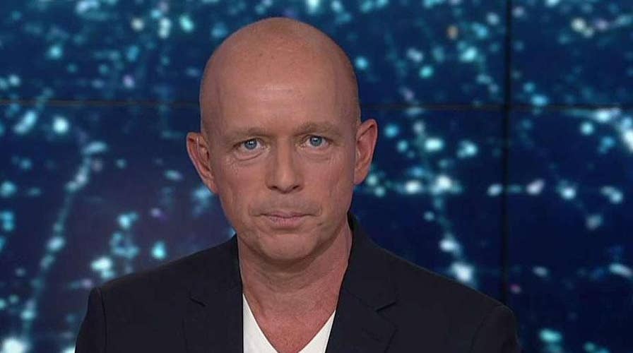 Hilton: When it comes to angry mobs, it's not 'both sides'
