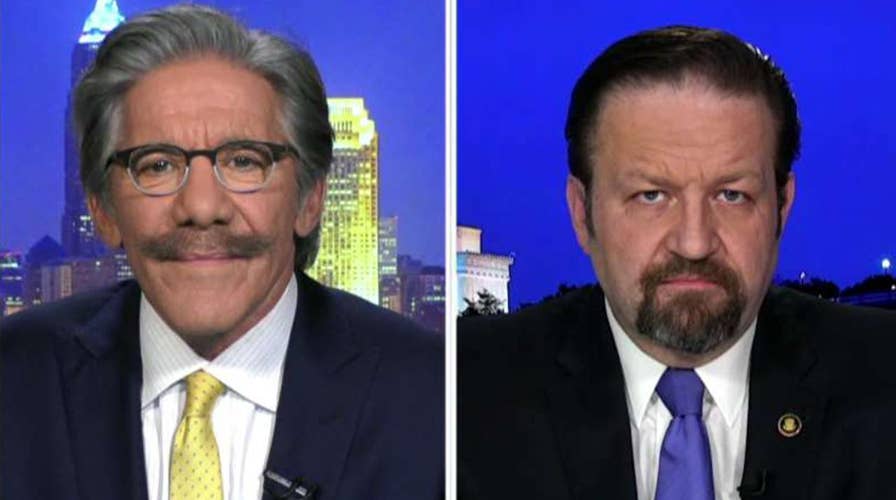 Geraldo, Gorka spar over how to deal with migrant caravan