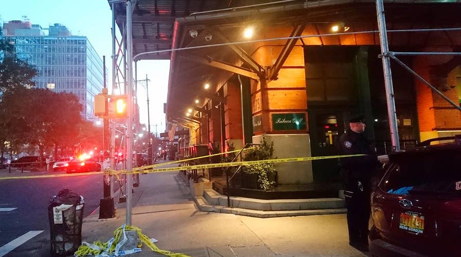 Package addressed to Robert De Niro similar to other devices