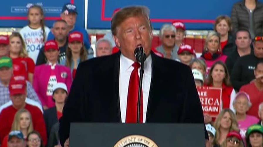 Trump plans to travel to Pittsburgh after synagogue attack