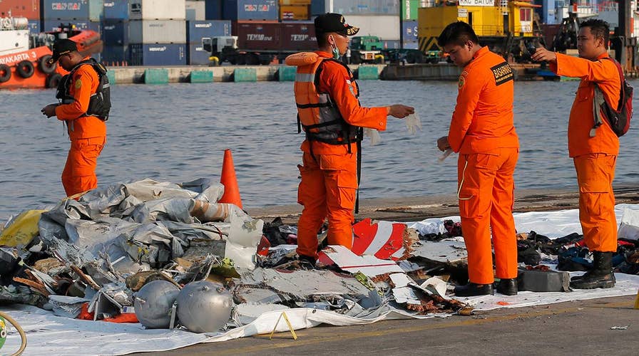 Massive rescue effort for Indonesian jet that crashed in sea