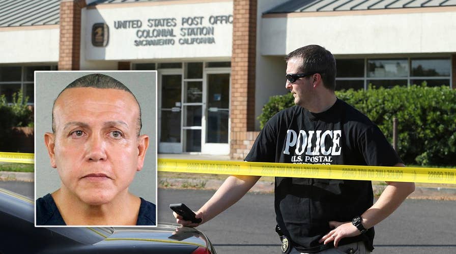 Pipe bomb suspect to appear in court in Miami