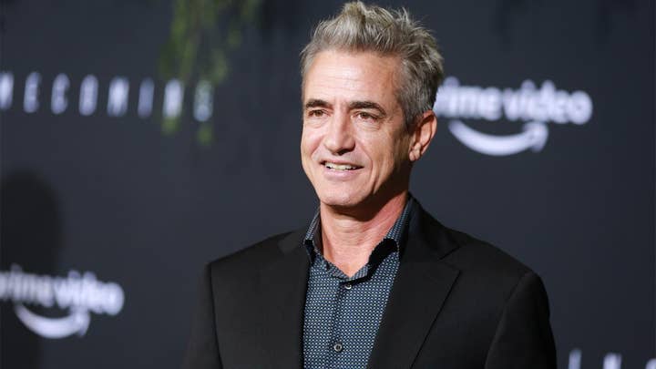 Dermot Mulroney gets candid on Julia Roberts, Dylan McDermott