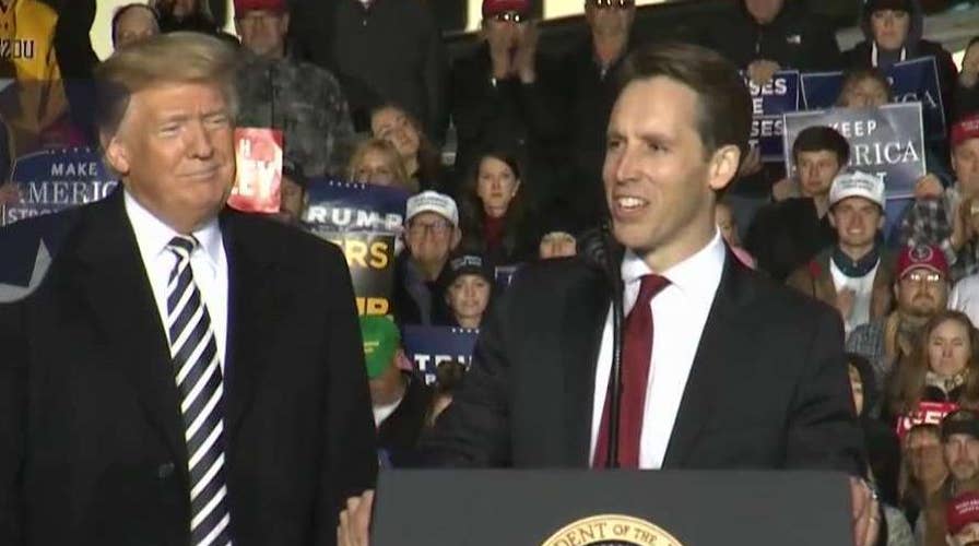 Trump rallies Republicans in Missouri for Josh Hawley