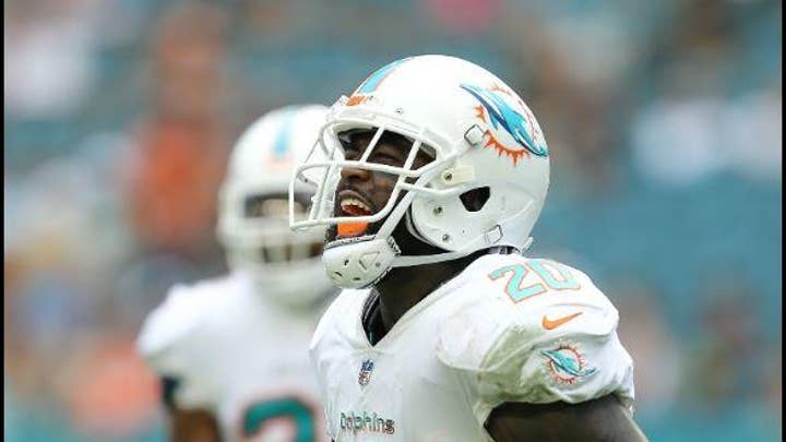 Dolphins' free safety Reshad Jones pulls himself out of game